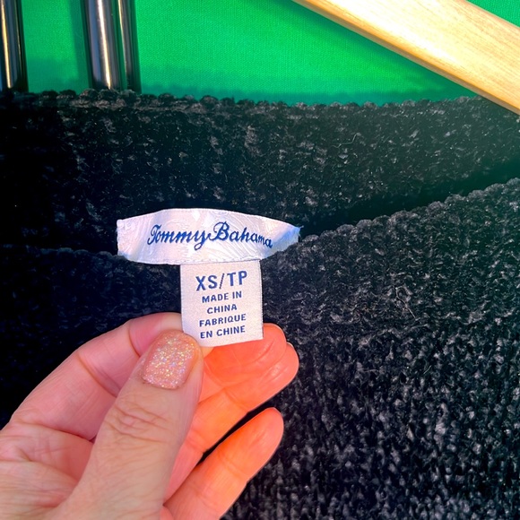 Tommy Bahama, Size XS, Bkack, Plush Sweater, Soft, 100% Polyester - Picture 10 of 13